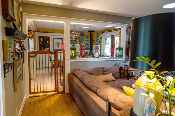Living room to kitchen